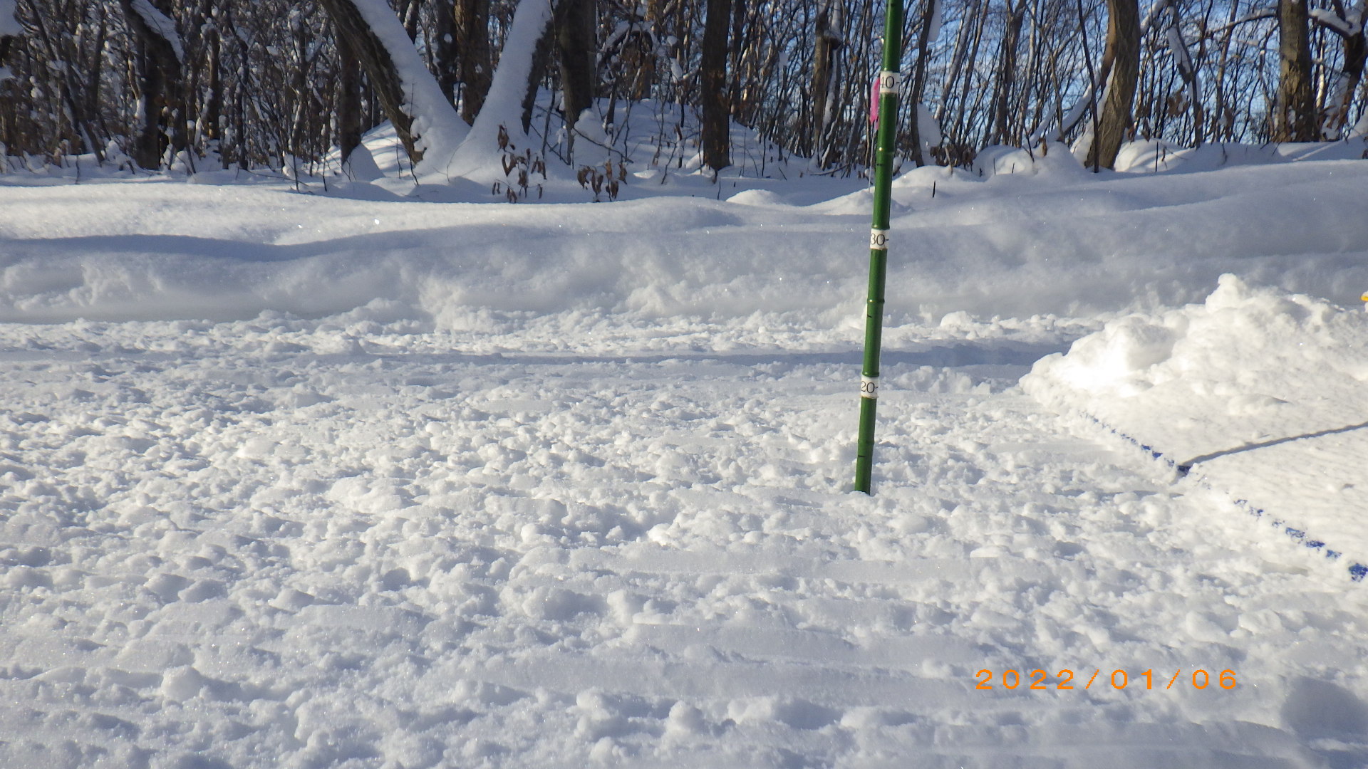 ３．５ｋｍ　３ｋｍ地点　積雪約１５ｃｍ（圧雪）